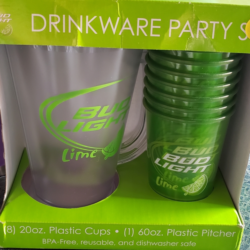 Pitcher n cups